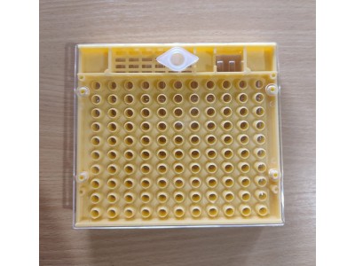 Cutie Nicot varianta chinezeasca