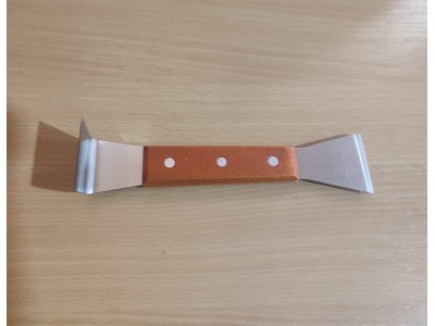 Dalta cu maner de lemn 19 cm