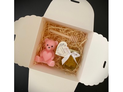 Marturii nunta/botezuri borcan personalizat, lumanare si betisor de miere