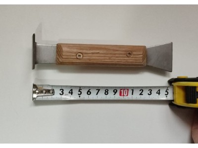 Dalta inox,  mica, maner de lemn