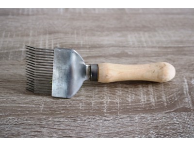 Furculita inox cu maner de lemn, model 2